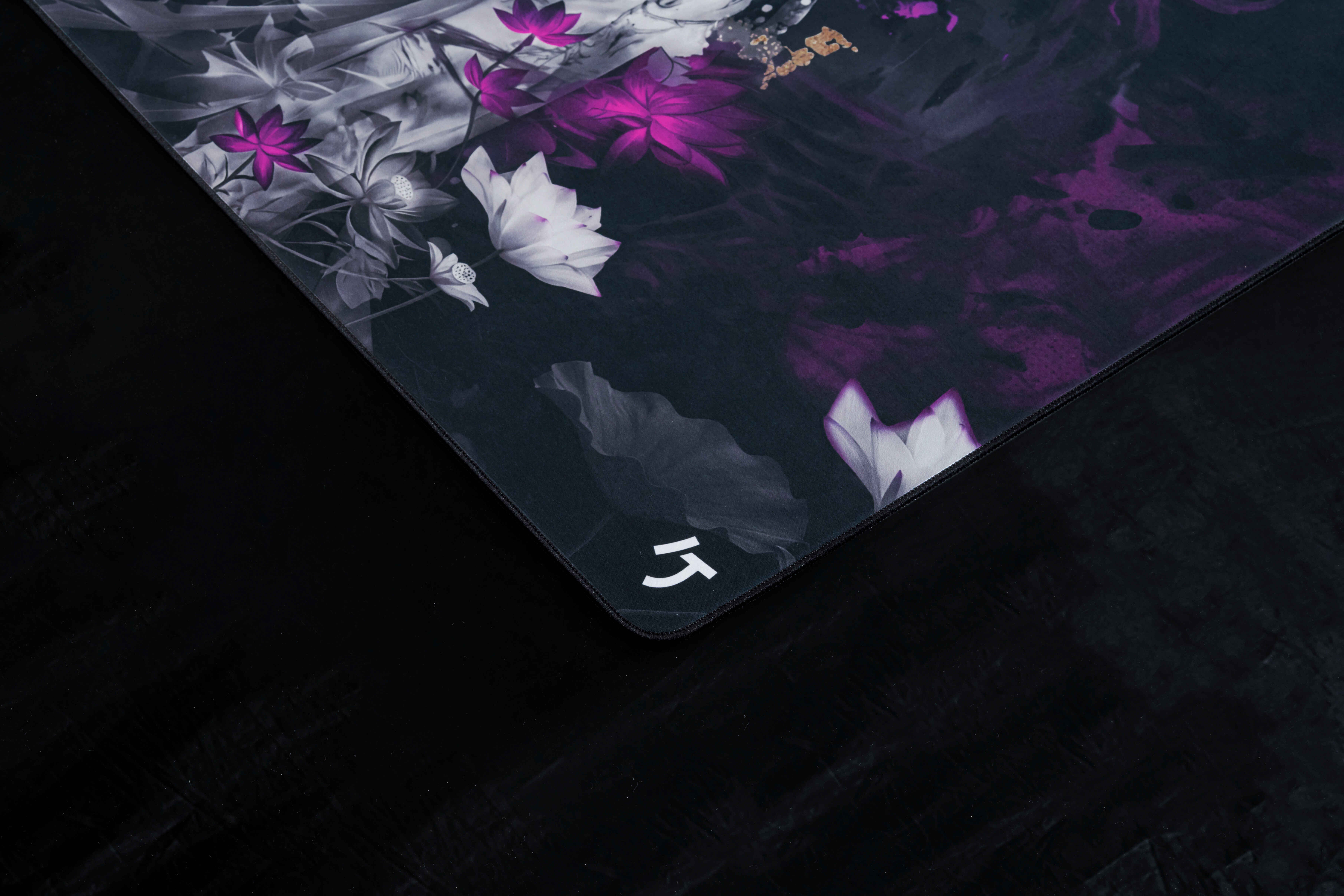 Crimson Lotus — detail 5